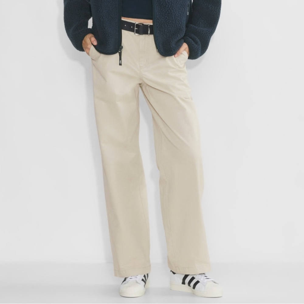 NWOT Aritzia TNA Hamilton Chino Pants Size 2
